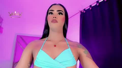naomisaenz01 online show from 23, 7, 2026