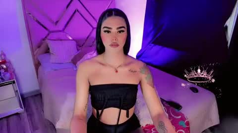 naomisaenz01 online show from 28, 7, 2026