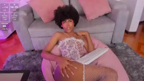 N A O M I  online show from 28, 7, 2026