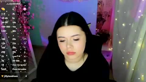 Naomi online show from 6, 7, 2026