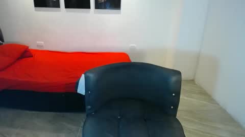 Snapshot of naomiwildburn chatting on 13, 9, 2025 naomiwildburn online show from 13, 9, 2025