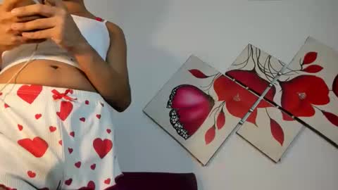 Snapshot of naomiwildburn chatting on 13, 11, 2025 naomiwildburn online show from 13, 11, 2025