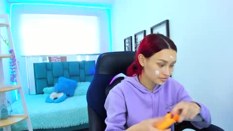 Snapshot of naomy777_ chatting on 22, 9, 2025 naomy online show from 22, 9, 2025