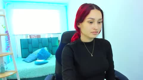 Snapshot of naomy777_ chatting on 24, 9, 2025 naomy online show from 24, 9, 2025