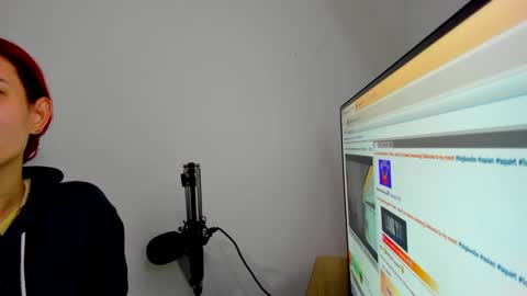 Snapshot of naomy777_ chatting on 26, 9, 2025 naomy online show from 26, 9, 2025