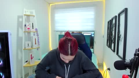 Snapshot of naomy777_ chatting on 31, 10, 2025 naomy online show from 31, 10, 2025