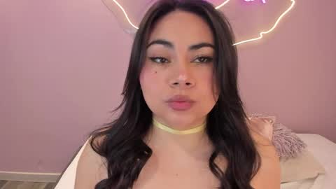 Naomy  online show from 19, 4, 2026