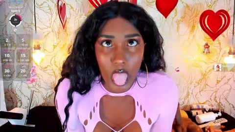 Naomy online show from 27, 4, 2026