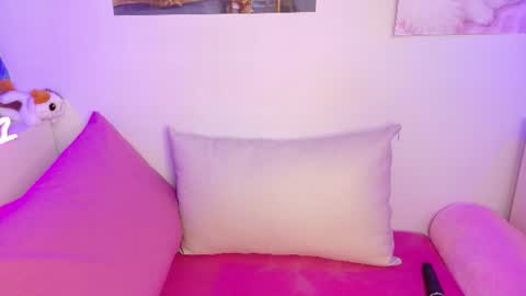 nara_pink online show from 14, 7, 2026