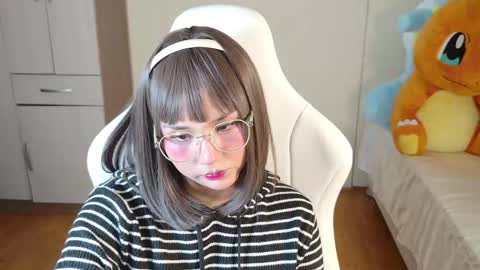 Snapshot of naree_masaki chatting on 6, 5, 2026 Naree online show from 6, 5, 2026