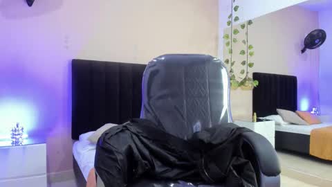 Nascary Fox online show from 6, 11, 2025