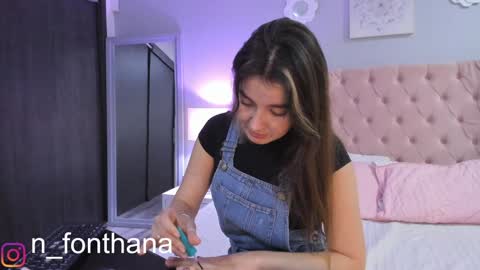 Nashly Fontana online show from 9, 12, 2024