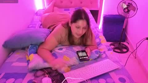 Snapshot of nasly1 chatting on 24, 10, 2025 Nasly batista online show from 24, 10, 2025