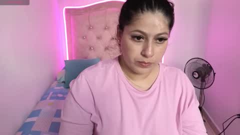 Snapshot of nasly1 chatting on 26, 10, 2025 Nasly batista online show from 26, 10, 2025