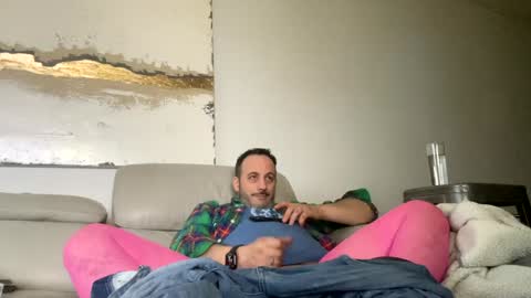 Snapshot of nassobout chatting on 30, 12, 2024 nassobout online show from 30, 12, 2024