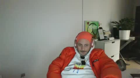 Snapshot of nassobout chatting on 21, 1, 2025 nassobout online show from 21, 1, 2025