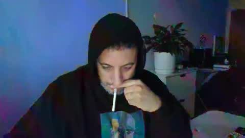 Snapshot of nassobout chatting on 8, 11, 2025 nassobout online show from 8, 11, 2025