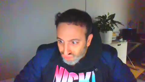 Snapshot of nassobout chatting on 27, 11, 2025 nassobout online show from 27, 11, 2025