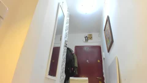 CATHERINE online show from 10, 2, 2026