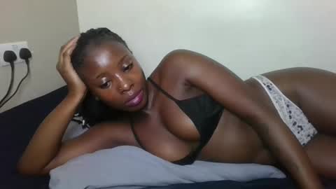 Snapshot of nastyivy1 chatting on 25, 11, 2025 nastyivy1 online show from 25, 11, 2025