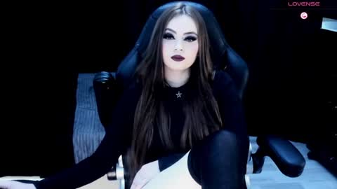 nastykatty_ online show from 10, 7, 2026