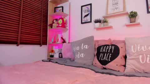 nata_villalobos online show from 14, 3, 2026