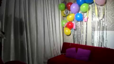 NATALI KIDMAN online show from 5, 4, 2026