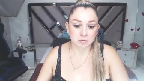 natalia5560 online show from 25, 2, 2025