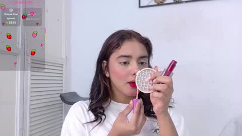 Naty  online show from 16, 12, 2025