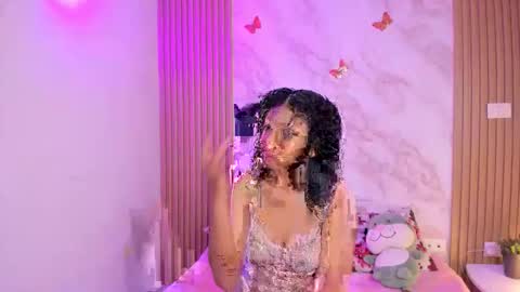 Snapshot of natalia_blue1 chatting on 25, 11, 2025 Natalia online show from 25, 11, 2025