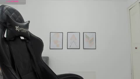 Snapshot of natalia_curvy1 chatting on 11, 6, 2026 Nathalia online show from 11, 6, 2026