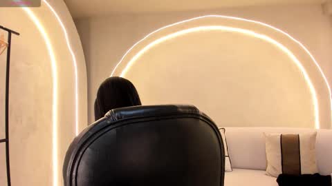 Snapshot of nataliagaret chatting on 11, 9, 2025 Nata online show from 11, 9, 2025