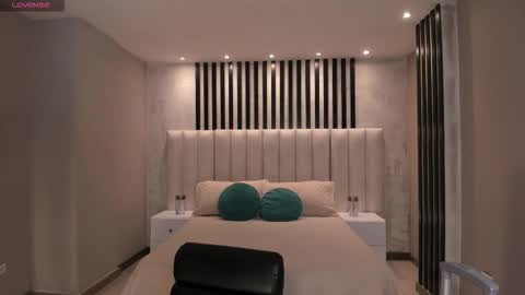 Snapshot of nataliagaret chatting on 28, 9, 2025 Nata online show from 28, 9, 2025