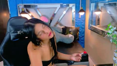 Snapshot of nataliatompsonx1 chatting on 8, 9, 2025 nataliatompsonx1 online show from 8, 9, 2025