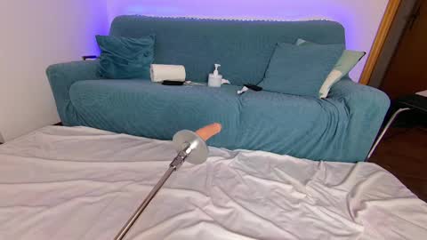 Natalie online show from 2, 3, 2025