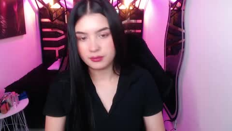 natalie  online show from 27, 4, 2026