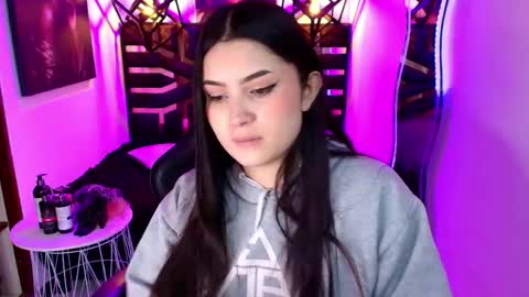 natalie  online show from 9, 6, 2026