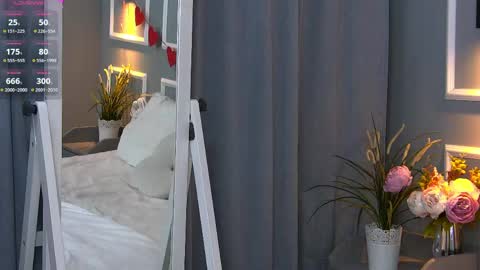 nataliecroft online show from 23, 4, 2026