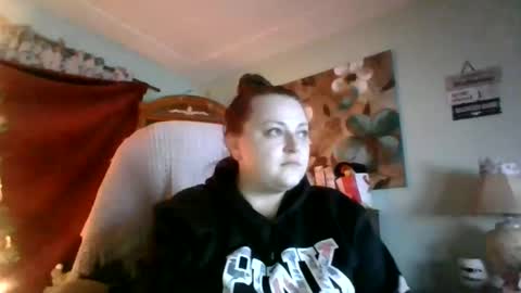 Natalie  online show from 4, 2, 2025