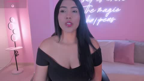 Natalie Lewis online show from 21, 4, 2026