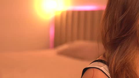 anatalybee online show from 9, 1, 2025