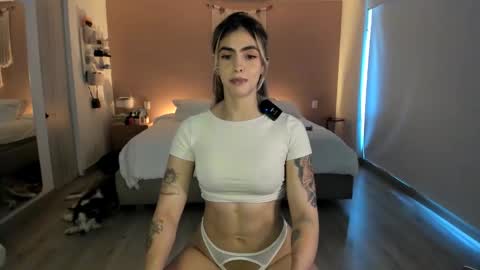 anatalybee online show from 23, 4, 2026
