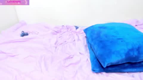 natalystevens online show from 4, 1, 2025