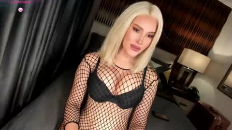 Natasha online show from 25, 4, 2026