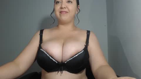 Snapshot of natasha9_ chatting on 8, 2, 2025 NATTY online show from 8, 2, 2025