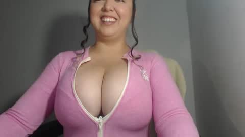 Snapshot of natasha9_ chatting on 14, 9, 2025 NATTY online show from 14, 9, 2025