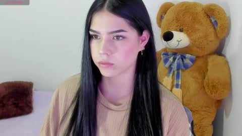 Snapshot of natasha_su chatting on 12, 12, 2024 Natalia online show from 12, 12, 2024