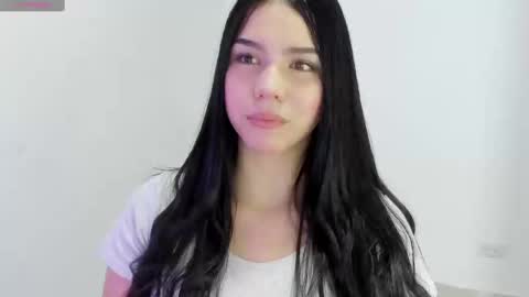 Snapshot of natasha_su chatting on 18, 2, 2025 Natalia online show from 18, 2, 2025