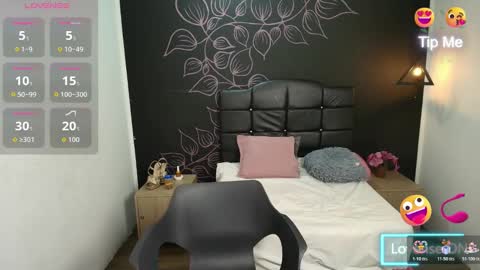 Snapshot of natashamason chatting on 17, 10, 2025 Natasha Mason online show from 17, 10, 2025