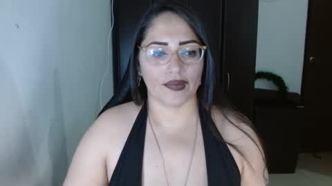 Natasha Smithe  online show from 24, 11, 2025